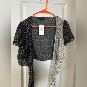 Article& Cropped Wrap Top L NWT